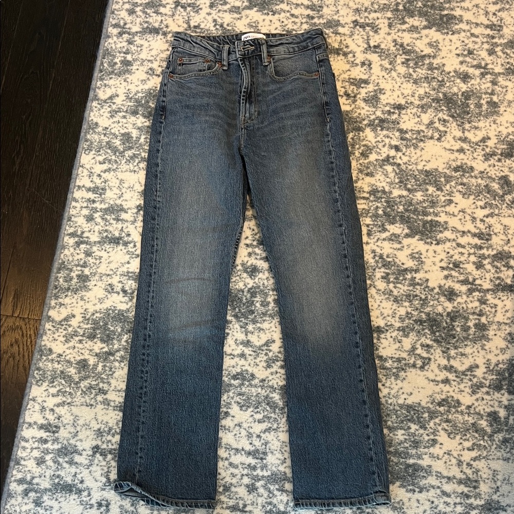 Zara Women's Straight Leg Blue Jeans